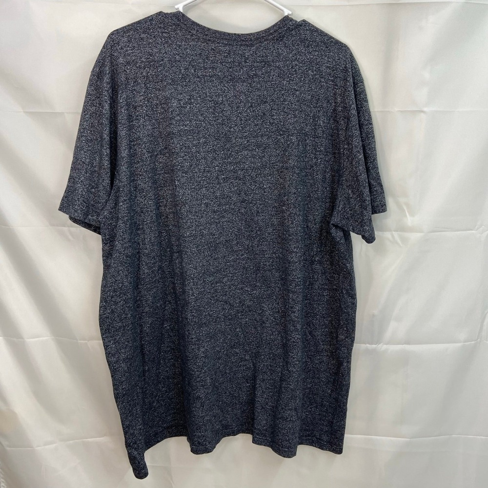 The Nike Tee men's dark gray Pittsburgh Pirates athletic cut short sleeve tshirt - Picture 5 of 6